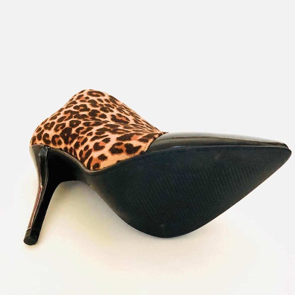 Leopard Slit Front Bootie - Picture 4 of 5